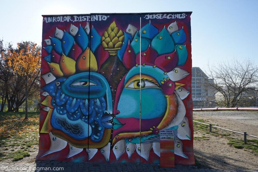 east-side-gallery-art-berlin-wall-19