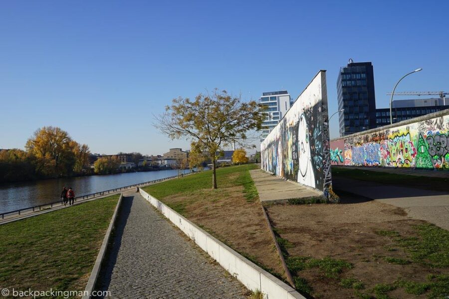 east-side-gallery-art-berlin-wall-8